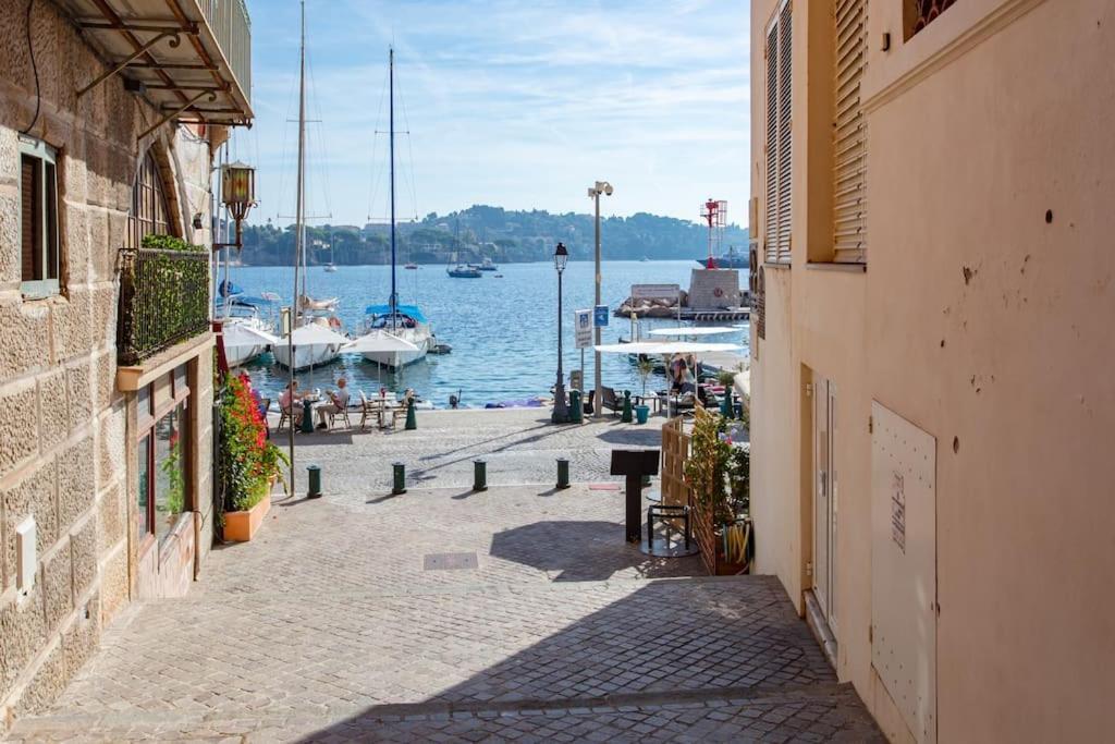 #40 Bright Sea View Suite For 6 2Mins Walk Port & Sea Villefranche-sur-Mer Zewnętrze zdjęcie